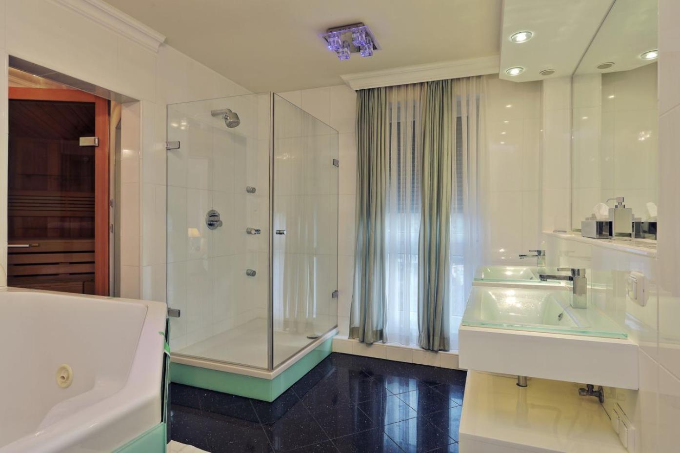 Penthouse Muelheim- Ruhr - Zentral - Edel - Luxus Pur Apartment มึลไฮม์ อันแดร์ รัวร์ ภายนอก รูปภาพ