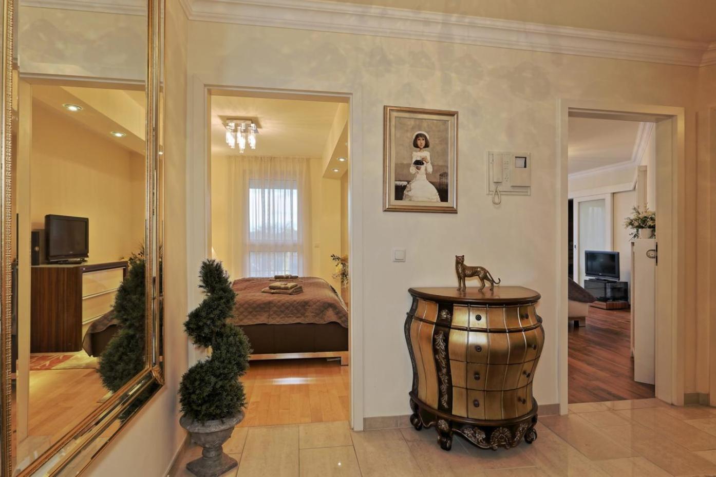 Penthouse Muelheim- Ruhr - Zentral - Edel - Luxus Pur Apartment มึลไฮม์ อันแดร์ รัวร์ ภายนอก รูปภาพ