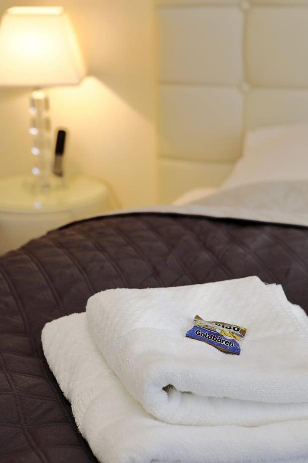 Penthouse Muelheim- Ruhr - Zentral - Edel - Luxus Pur Apartment มึลไฮม์ อันแดร์ รัวร์ ภายนอก รูปภาพ
