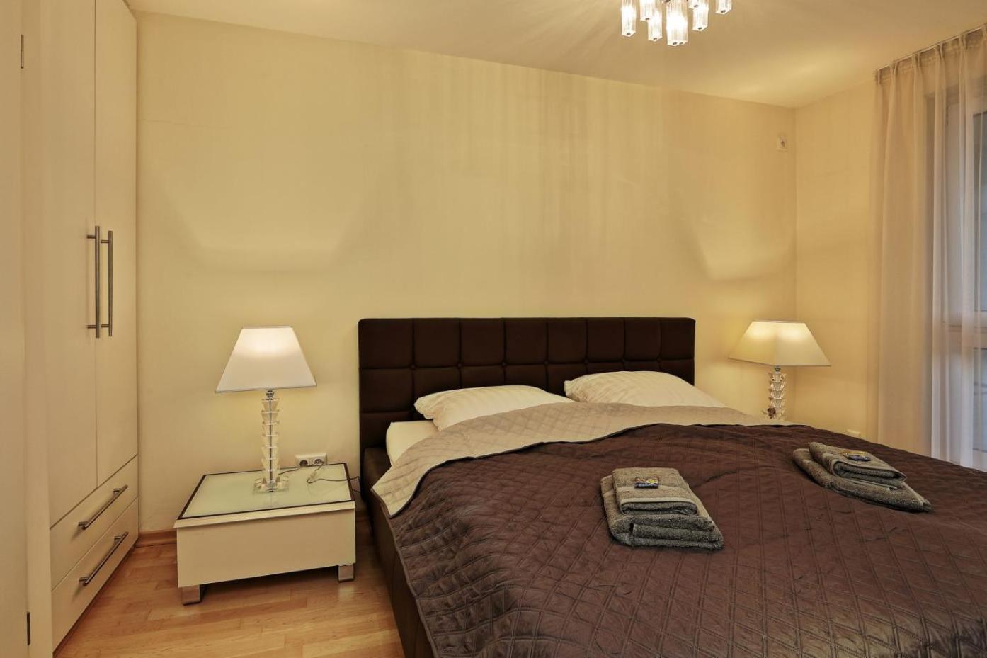 Penthouse Muelheim- Ruhr - Zentral - Edel - Luxus Pur Apartment มึลไฮม์ อันแดร์ รัวร์ ภายนอก รูปภาพ