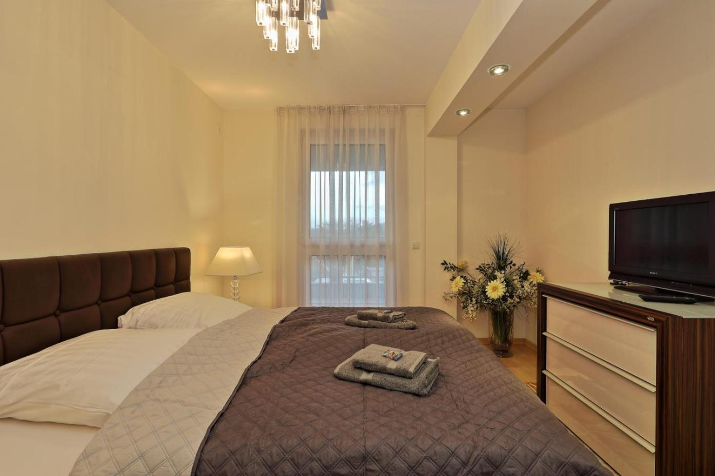 Penthouse Muelheim- Ruhr - Zentral - Edel - Luxus Pur Apartment มึลไฮม์ อันแดร์ รัวร์ ภายนอก รูปภาพ