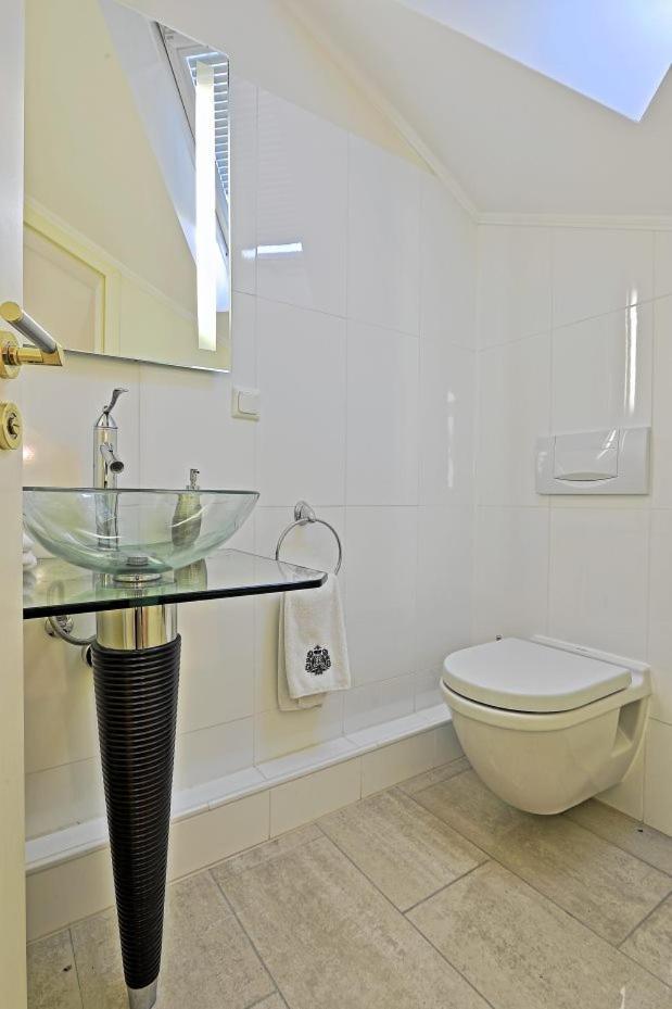 Penthouse Muelheim- Ruhr - Zentral - Edel - Luxus Pur Apartment มึลไฮม์ อันแดร์ รัวร์ ภายนอก รูปภาพ