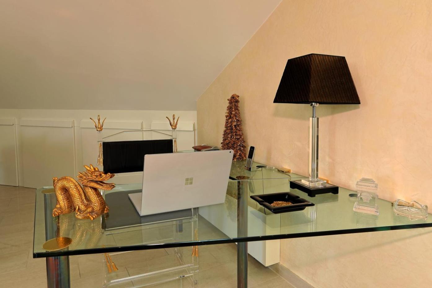 Penthouse Muelheim- Ruhr - Zentral - Edel - Luxus Pur Apartment มึลไฮม์ อันแดร์ รัวร์ ภายนอก รูปภาพ